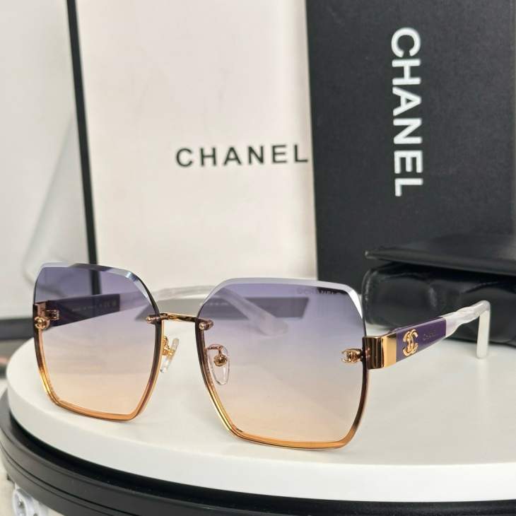Picture of Chanel Sunglasses _SKUfw77619358fw